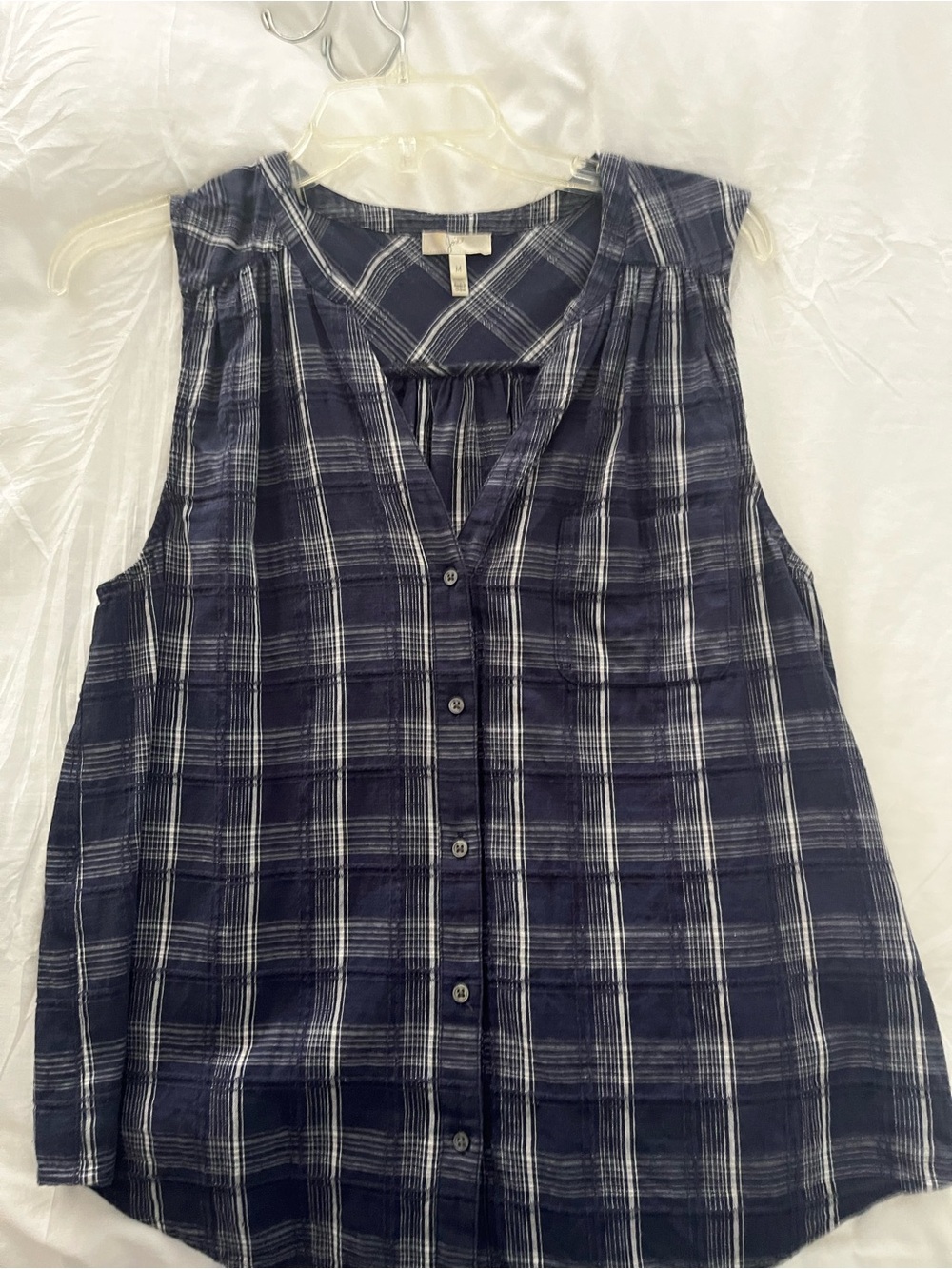 Joie 100% Cotton Plaid Sleeveless Button-Front Blouse.